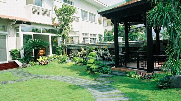 Thiết kế sân vườn theo phong cách hiện đại